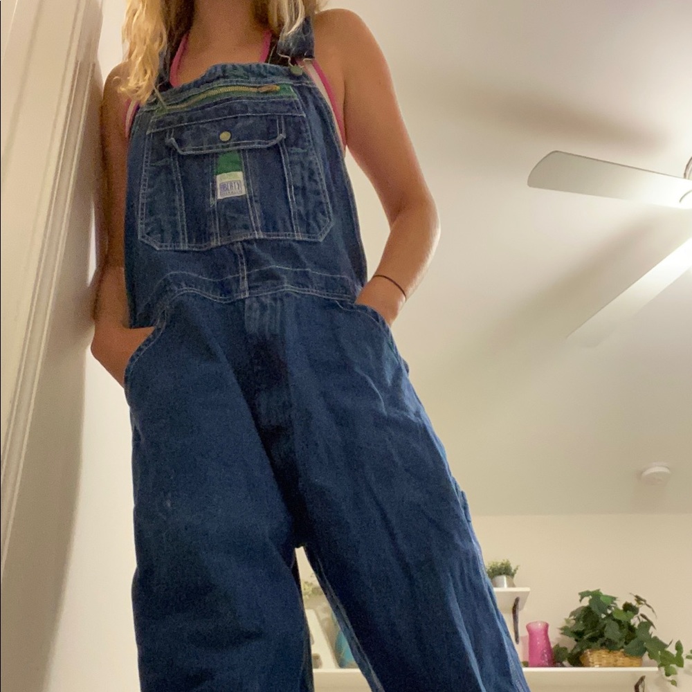 The perfect pair of Liberty vintage overalls!! Fits medium-large!!